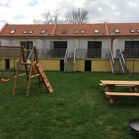 Apartmany Hlohovec Εξωτερικό φωτογραφία